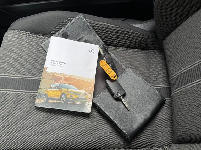 Volkswagen T-Roc 1.0 TSI STYLE 2020 Benzine 26