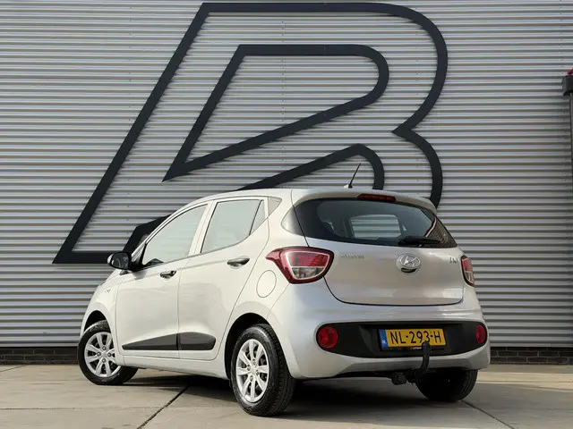 Hyundai i10 1.0i i-Motion 2017 Benzine 7