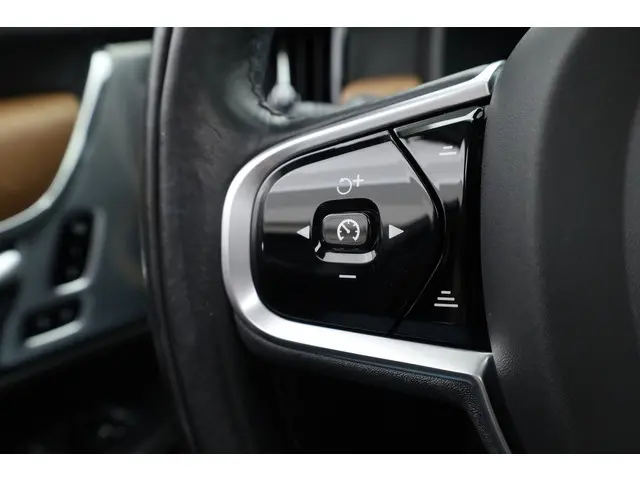 Volvo S90 2.0 T8 AWD Inscription 2018 Hybride Benzine 10