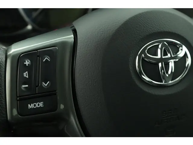 Toyota Yaris 1.5 Hybrid Lease 2015 Hybride Benzine 19