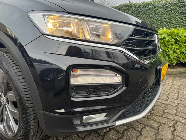 Volkswagen T-Roc 1.5 TSI Style 2019 Benzine 16