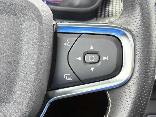 Volvo XC40 Recharge P8 AWD R-Design 2020 Elektrisch 30