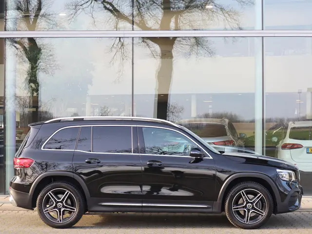 Mercedes-Benz 200-klasse GLB AMG line 2020 Benzine 5