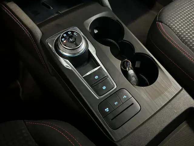 Ford Kuga 2.5 PHEV ST-Line 2021 Hybride Benzine 19