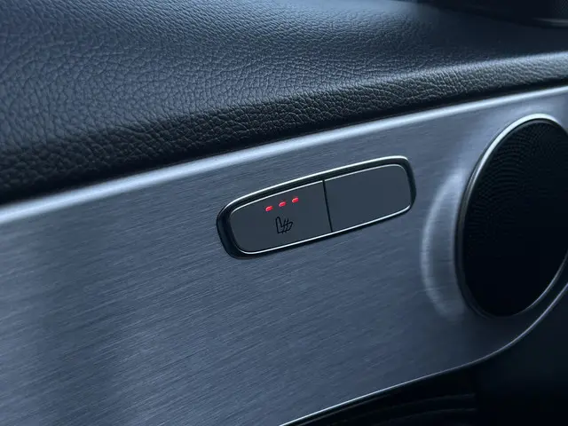 Mercedes-Benz C-Klasse 180 Prestige 2014 Benzine 16