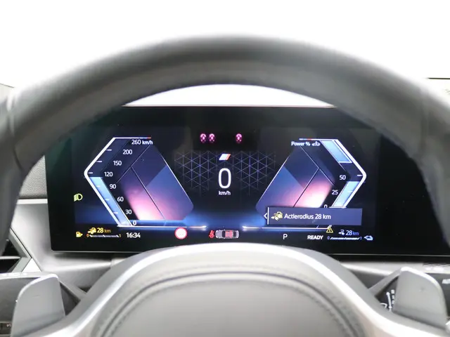 BMW 3 Serie Sedan 330e 2023 Hybride Benzine 15