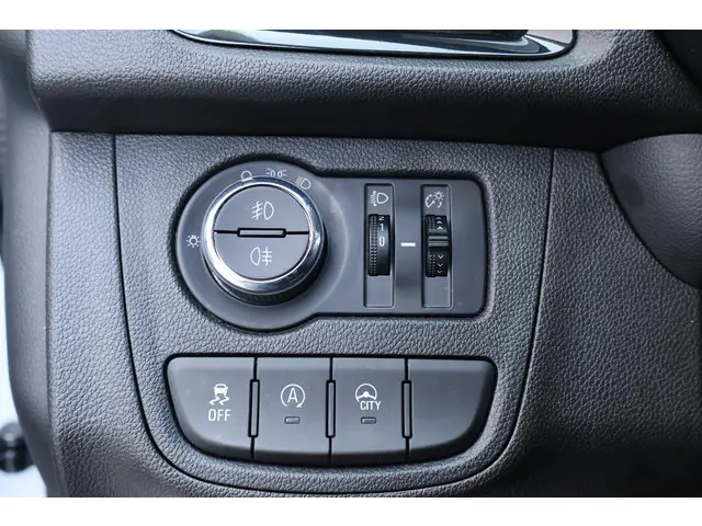 Opel KARL 1.0 ecoFLEX 120 Jaar Edition 2019 Benzine 19