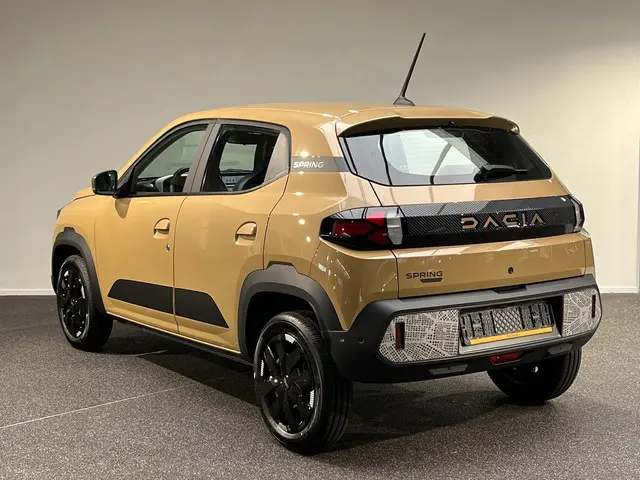 Dacia Spring Extreme 65 26.8 kWh 2025 Elektrisch 6