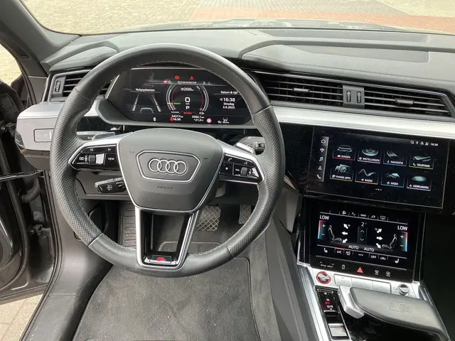 Audi e-tron S 507pk Quattro 95 kWh 2022 Elektrisch 7
