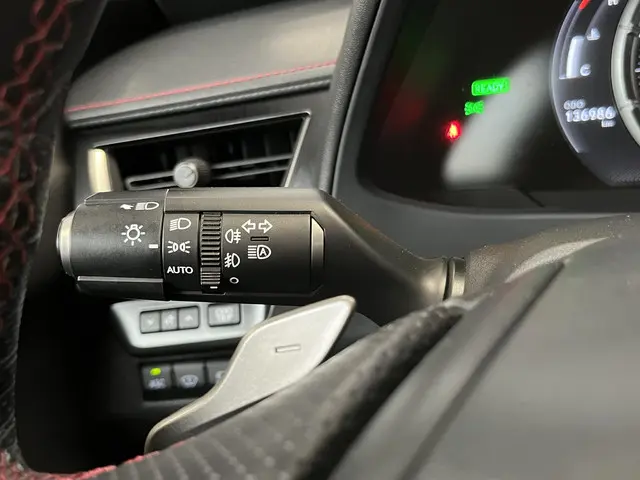 Lexus UX 250h AWD F Sport Premium 2019 Hybride Benzine 33