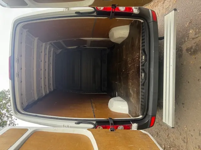 Volkswagen Crafter 35 2.0 TDI L2H3 2016 Diesel 12