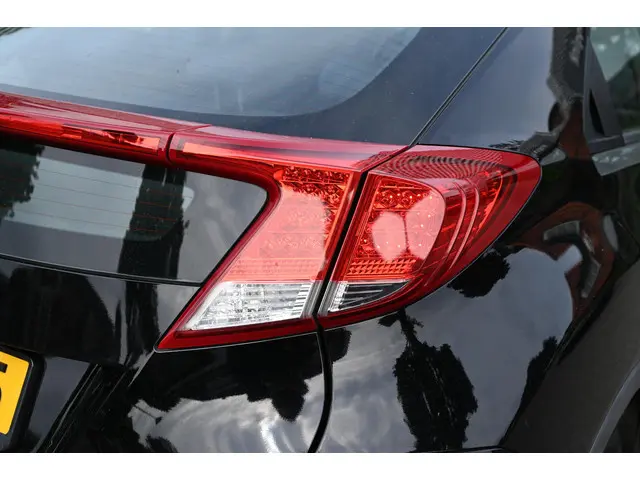 Honda Civic 1.8 GT 2012 Benzine 6