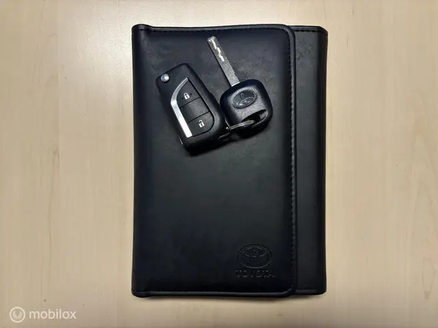 Toyota Yaris 1.5 Hybrid Aspiration 2017 Hybride Benzine 16