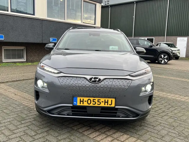 Hyundai Kona EV Premium 64 kWh 2020 Elektrisch 2