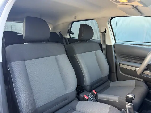 Citroën C4 Cactus 1.2 PureTech Feel 2016 Benzine 16