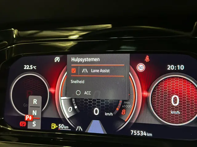 Volkswagen Golf 2.0 TSI GTI|PANO|BOMVOL! 2021 Benzine 22