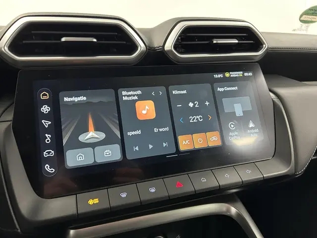 MG ZS Hybrid+ 1.5 Hybrid+ Luxury 2025 Hybride Benzine 10