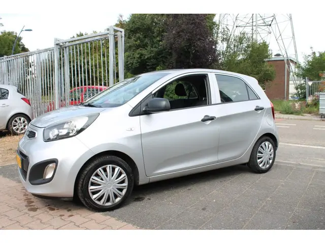 Kia Picanto 1.0 CVVT 2012 Benzine 6