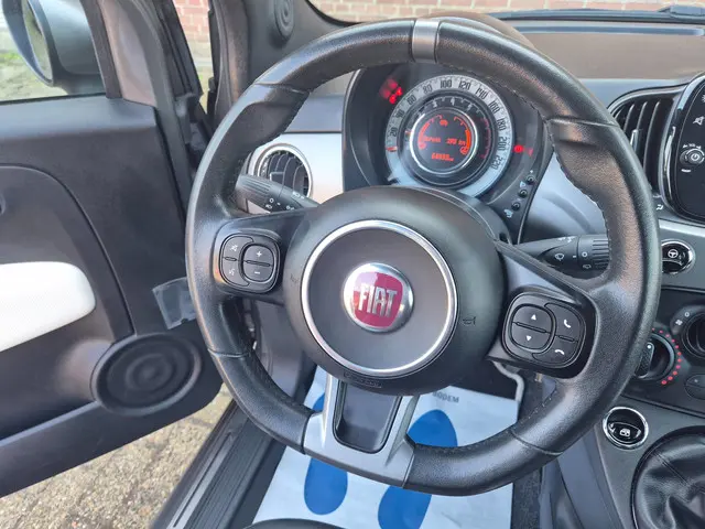 Fiat 500 S 1.2 Sport Carplay, Half leder 2018 Benzine 10