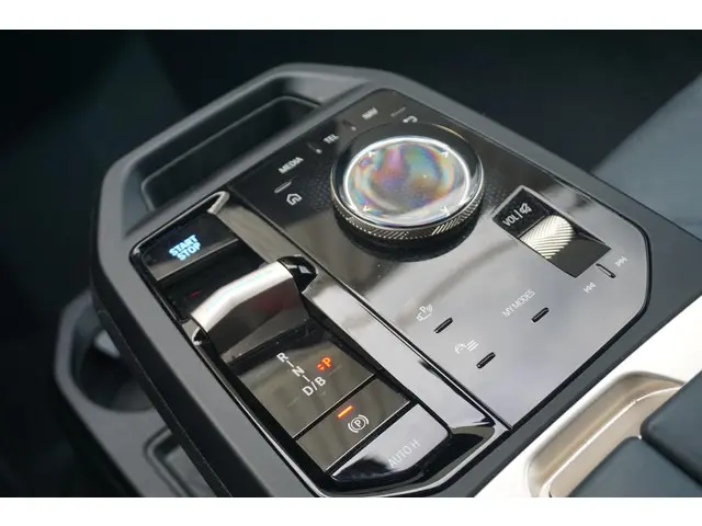 BMW iX xDrive50 M Sport 2023 Elektrisch 20