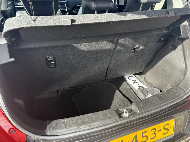 Suzuki Swift 1.2 Style EASSS 2015 Benzine 5