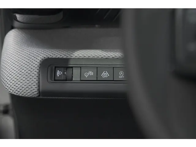 Citroën C3 1.2 Turbo 100pk Plus 2025 Benzine 35