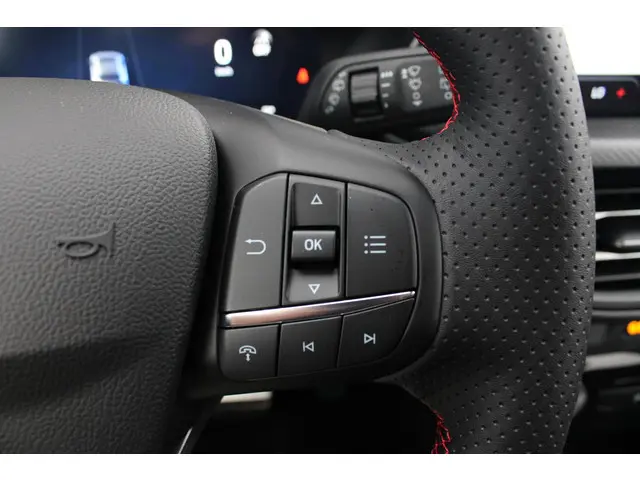 Ford Kuga 2.5 PHEV ST-Line X 2025 Hybride Benzine 19