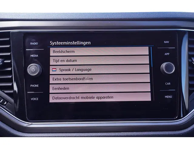 Volkswagen T-Roc 1.0 TSI Style 2018 Benzine 51