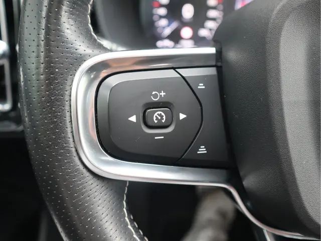 Volvo XC40 1.5 T5 Recharge 2021 Hybride Benzine 57