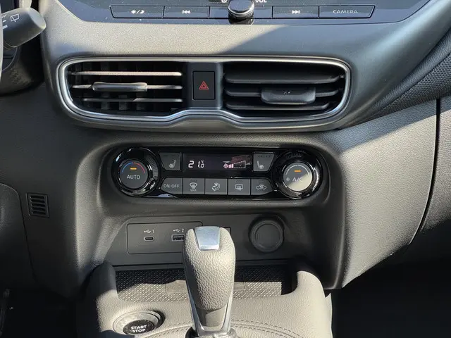 Nissan Juke 1.6 Hybrid N-Sport 2025 Hybride Benzine 18