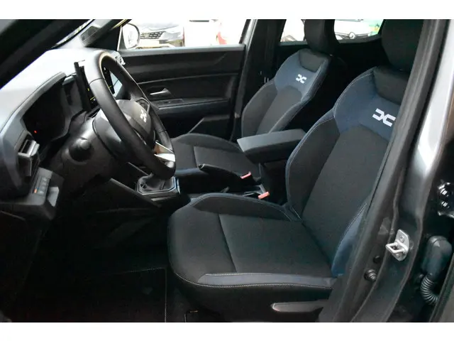 Dacia Duster TCe 100 ECO-G Expression 2024 Benzine 10