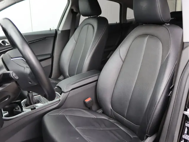 BMW 2 Serie Gran Coupé 218i High Executive 2020 Benzine 4