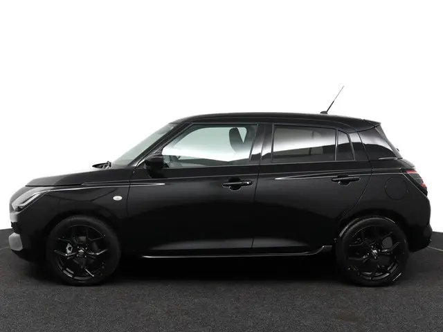 Suzuki Swift 1.2 Style Smart Hybrid 2025 Benzine 3