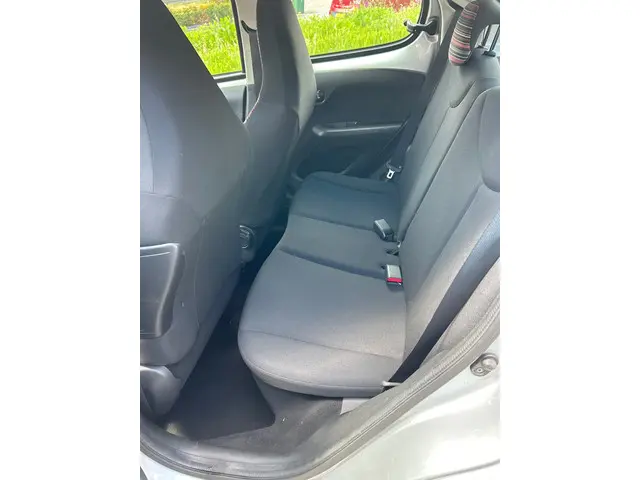 Citroën C1 1.0 e-VTi Feel Cabrio stof 2015 Benzine 12