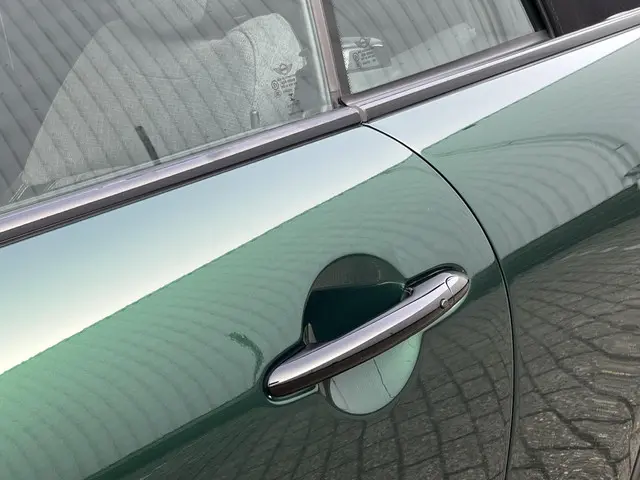 MINI Cooper Cabrio 2.0 John Works Chili 2017 Benzine 56