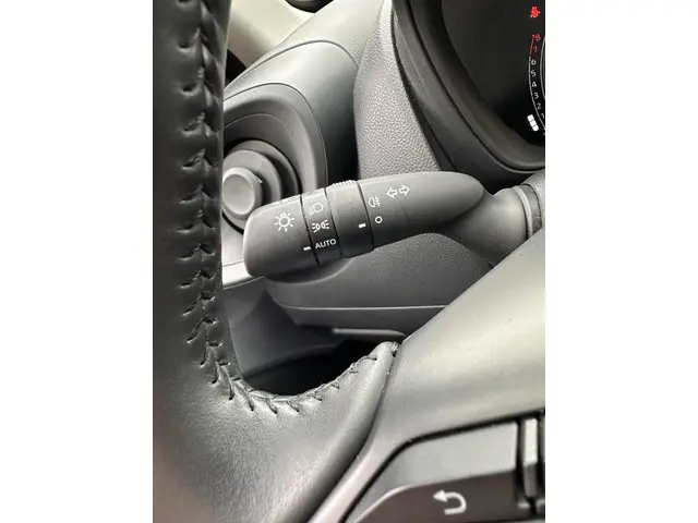 Toyota Aygo X 1.0 VVT-i S-CVT Play 2023 Benzine 23