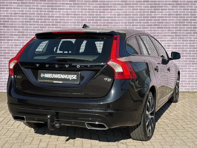 Volvo V60 1.5 T2 Polar+ Dynamic 2018 Benzine 3