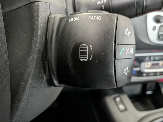 Renault Grand Scénic 1.2 TCe Bose 2013 Benzine 17