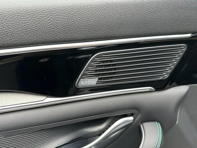 BYD SEAL U 1.5 DM-i FWD Boost 2025 Hybride Benzine 19