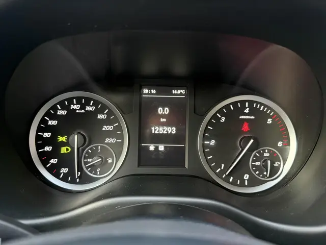 Mercedes-Benz Vito 114 CDI Lang 2019 Diesel 11
