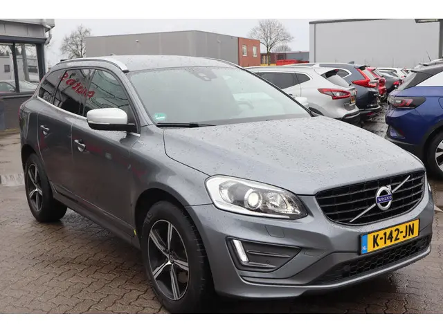 Volvo XC60 2.0 D3 FWD R-Design 2016 Diesel 10