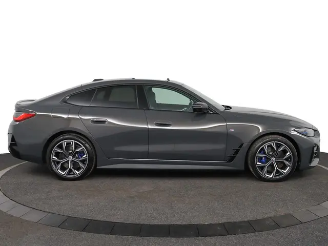 BMW i4 eDrive40 High Executive 84 kWh 2022 Elektrisch 11