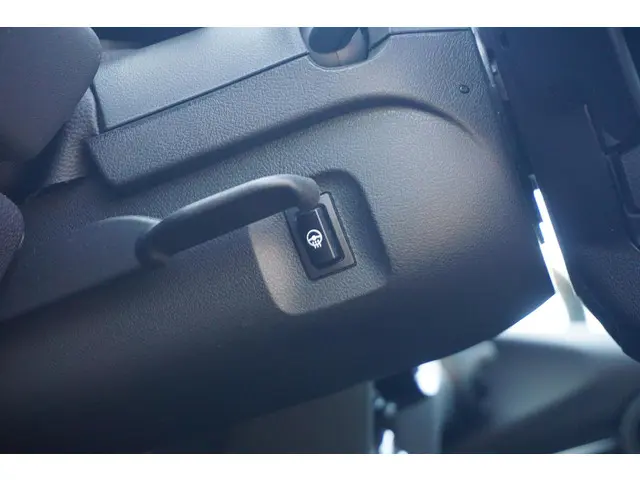 MINI 3-Deurs Cooper S 2022 Benzine 24