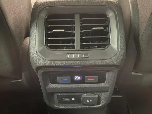 Volkswagen Tiguan 1.4 TSI ACT R-Line 2017 Benzine 32