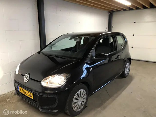 Volkswagen up! 3