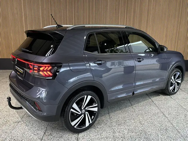 Volkswagen T-Cross 1.0 TSI R-Line Edition 2024 Benzine 19