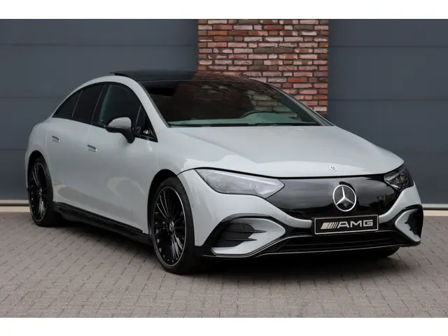 Mercedes-Benz EQE 300 AMG Line 89 kWh | 2024 Elektrisch 3