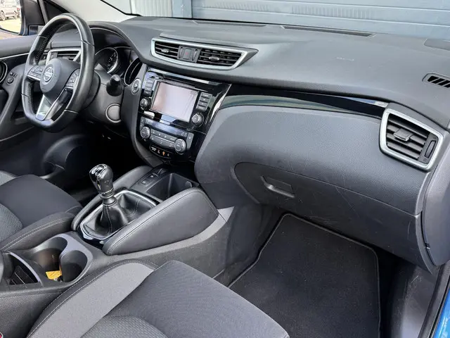 Nissan QASHQAI 1.3 DIG-T N-CONNECTA 2020 Benzine 6