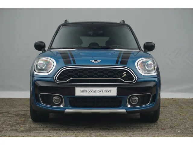 MINI Countryman 3