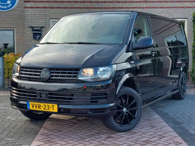 Volkswagen Transporter 2.0 TDI L2H1 Highline 2019 Diesel